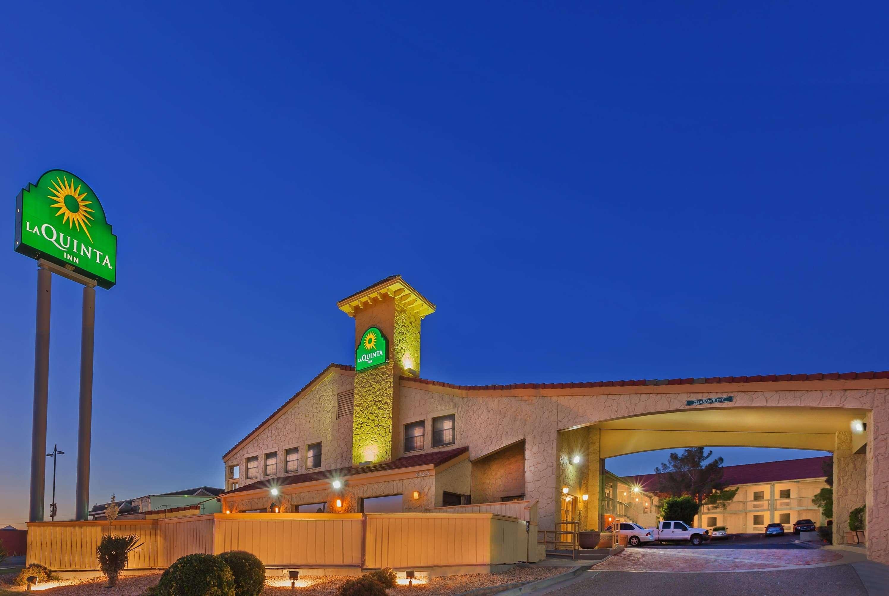 La Quinta Inn By Wyndham El Paso Cielo Vista Экстерьер фото