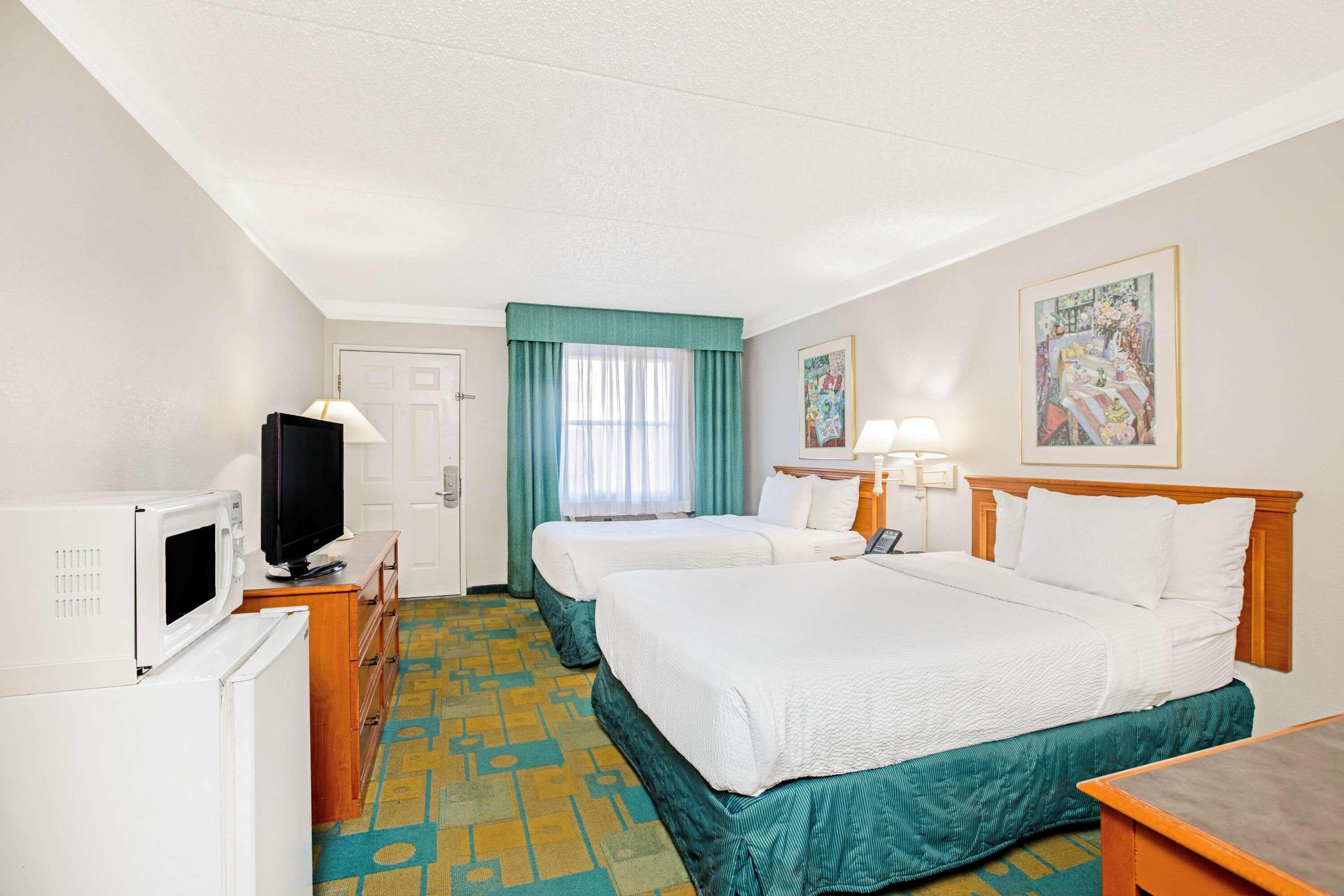 La Quinta Inn By Wyndham El Paso Cielo Vista Экстерьер фото
