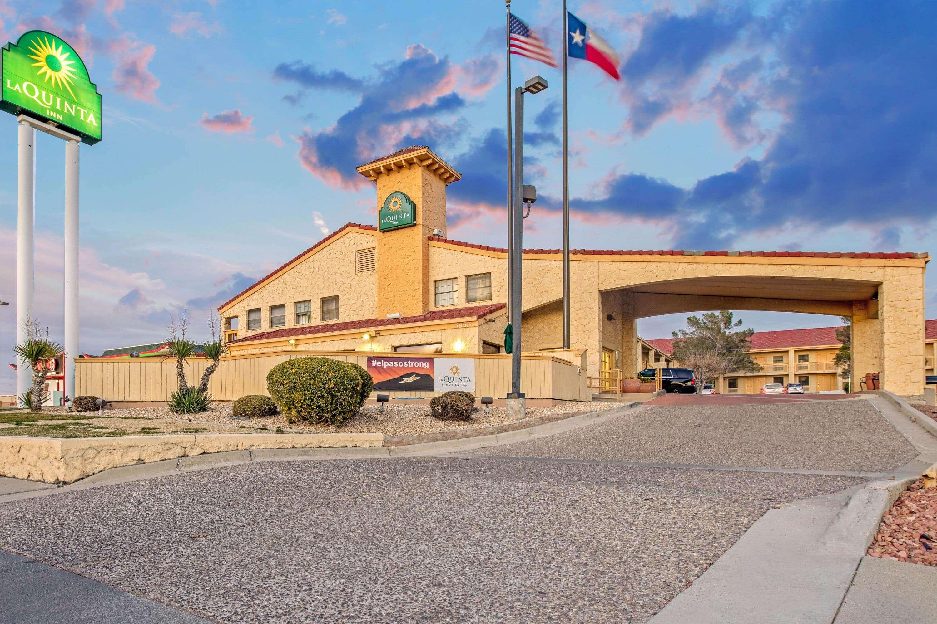 La Quinta Inn By Wyndham El Paso Cielo Vista Экстерьер фото