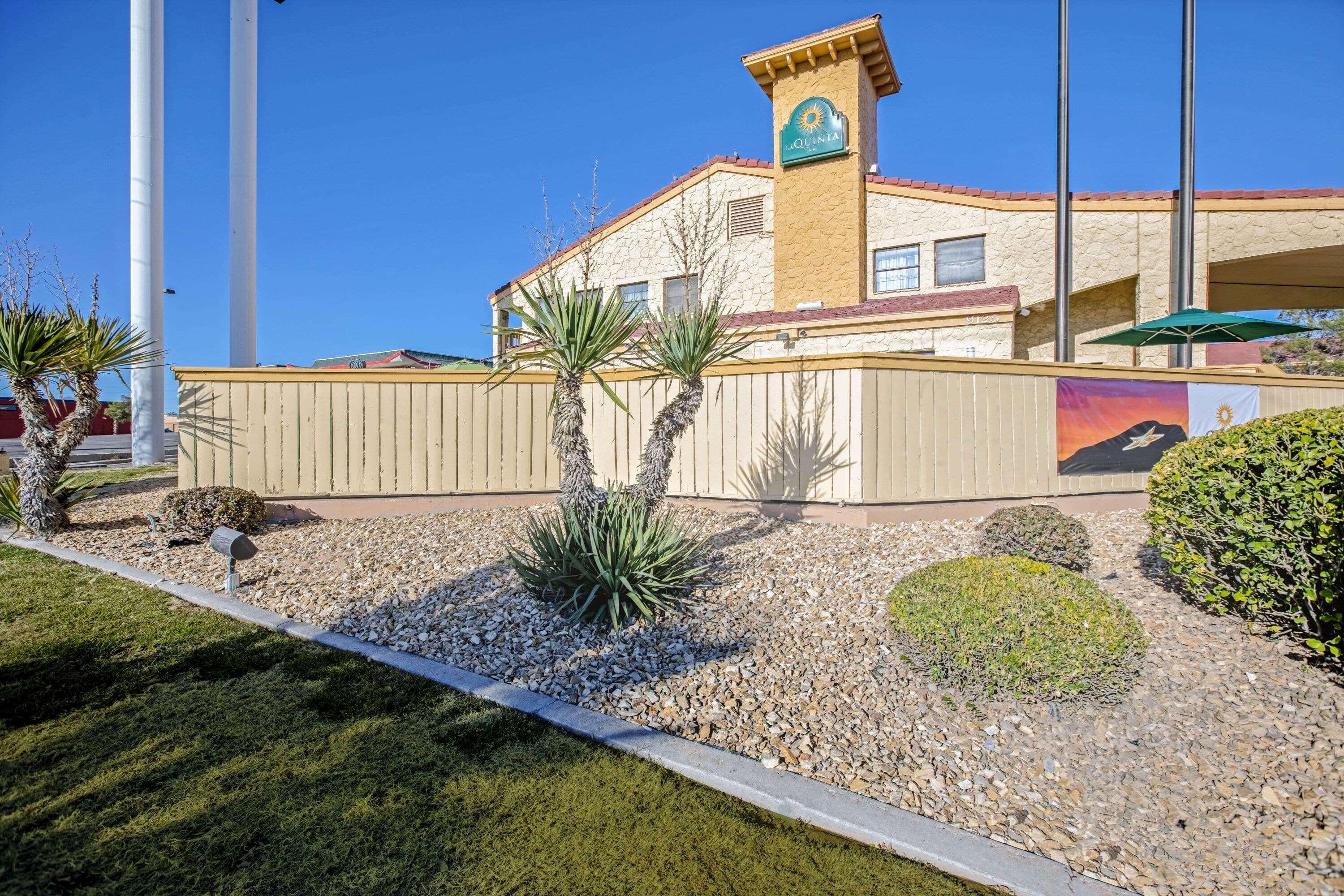 La Quinta Inn By Wyndham El Paso Cielo Vista Экстерьер фото